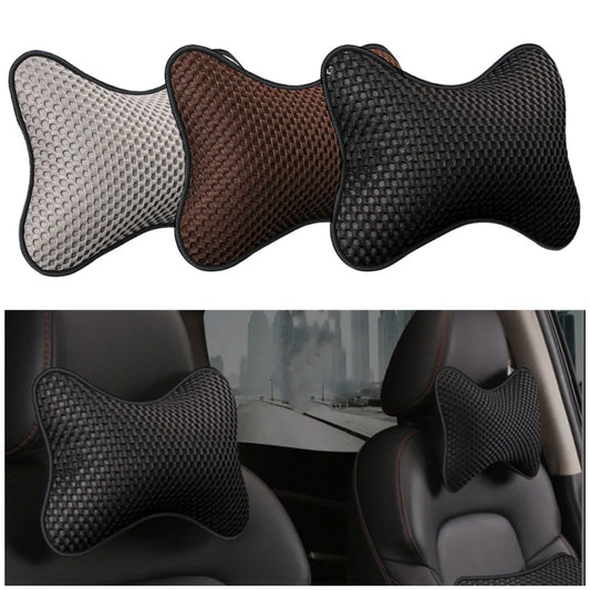 Coussins repose-tête ergonomiques pour voiture, différentes couleurs, installés sur sièges auto.