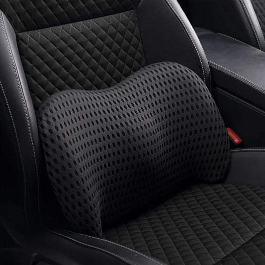 Coussin lombaire ergonomique 3D noir en mousse à mémoire de forme sur siège de voiture